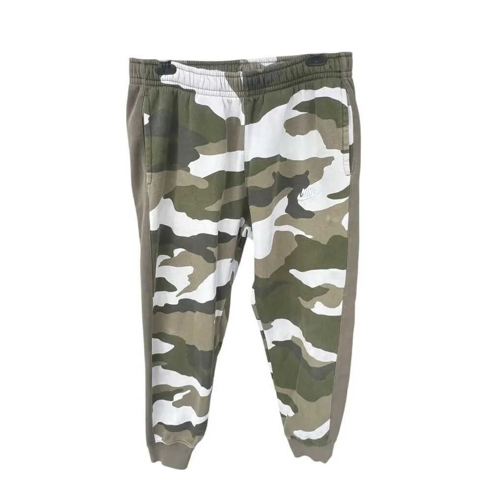 Nike Men's L Green Camo Sportswear Club Fleece Sweatpants Joggers gym workout